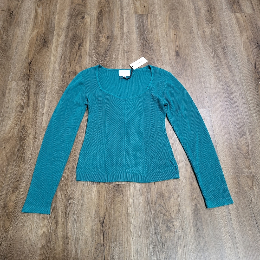 Pink Rose Sweater Size XL Blue Long Sleeve Ribbed Knit Sweetheart Stretch